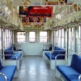 小田急の車内に設置された袖仕切りはどのように進化してきたのか