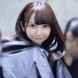 『[ノイミー] 谷崎早耶「=LOVE「CAMEO」発売まであと3日です…（君と僕の歌）MV撮影のオフショット、うずくまってる〜」』の画像