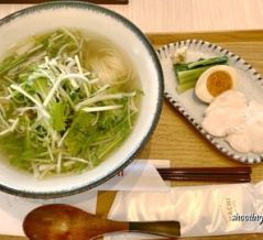 【宮城県名取市】ゆりあげ港食堂HACHI　鶏塩中華そば香味野菜