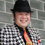 『【悲報】年収2億円稼いでいた富豪の末路→無収入に転落し、朝から酒を飲み、たばこを吸い、生活保護で孤独死。』の画像