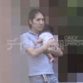 👹子は印籠抱き、🐴子は？👶