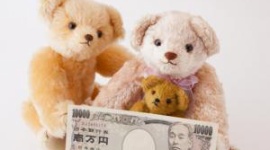既婚者の小遣い月平均2万5千円…家計圧迫で過去最低に