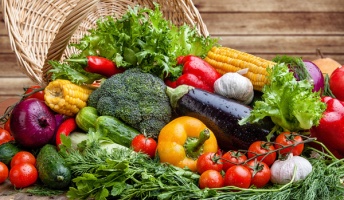 生野菜から感染? 人の脳に侵入する「恐怖の寄生虫」とは