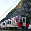 10月10日撮影　383系「しなの86号」と、しなの鉄道115系　S11編成より