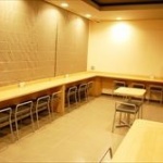 (´･ω･`)派遣社員が社食でずるしてたから説教した 	