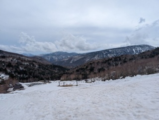 【悲報】万座温泉ワイ、チェックインまでやることがない