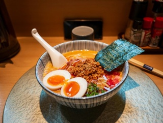 ラーメン一杯１０００円超え、完全に受け入れられるｗｗｗｗｗｗｗｗ
