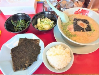 【トッピングで健康的な朝ラーにできる？】函館 山岡家 万代店