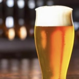 『【朗報】ビールの消費量、幸福度と結びついてることが判明www』の画像