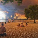 ❝ 山火事により、フランスとスペインで20万人以上が避難 ❞