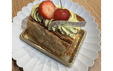 『パティスリーエクラタンのケーキ』の画像