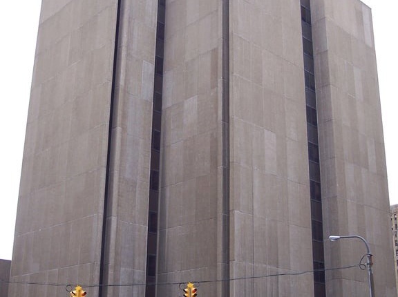 アメリカ「お前らの国で景観を破壊してる建物を教えてほしい」