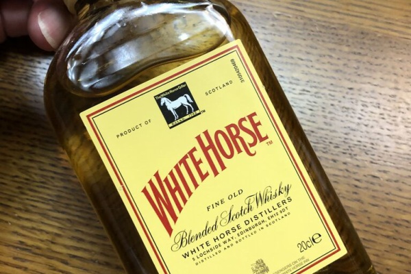 WHITE HORSE ホワイトホースグラス ノベルティ 非売品 ホワイト