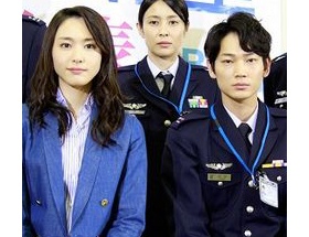 新垣結衣主演の「空飛ぶ広報室」、初回の視聴率は14.0％