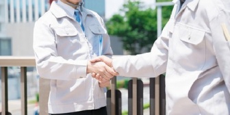 建設の大案件を任され、下請けを選定中。どこから聞きつけたか中高の同級生が営業に来たけど、DQN丸出しでNG。金絡みの友情は薄っぺらいんだな…