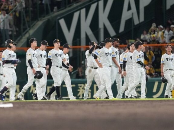  昨日のワイ「阪神今日も0点で負けたらおもろいやろなぁ」阪神タイガース「はぁ～（クソでかため息