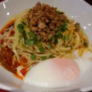 目黒　Tiger & Dragonの汁なし担々麺　餅カフェ
