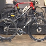 『Madone SLをカスタマイズしてご納車！』の画像