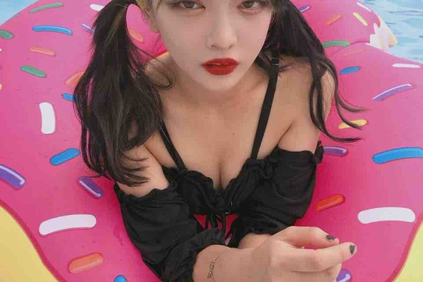 チェキ撮れるアイドルの写真たち ぞめてぃ