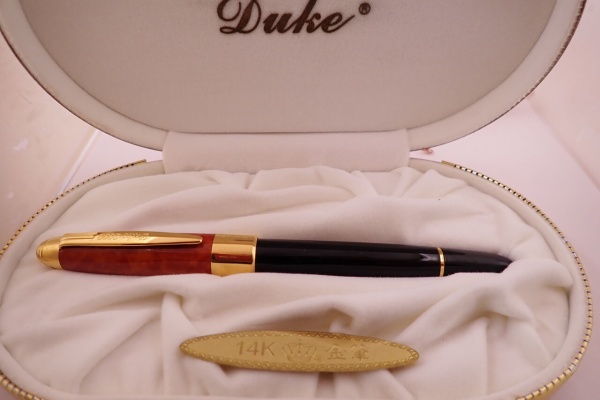 万年筆おやじの備忘録 - DUKE