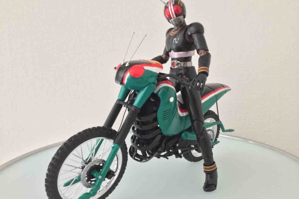 特撮フィギュアの可動化改造日記 Black