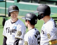 『 FA宣言残留』と『宣言なし複数年残留』って何が違うん？？？