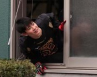 【猫落下】猫を心配そうに眺める山田　みんな優しすぎるｗｗｗｗｗｗ