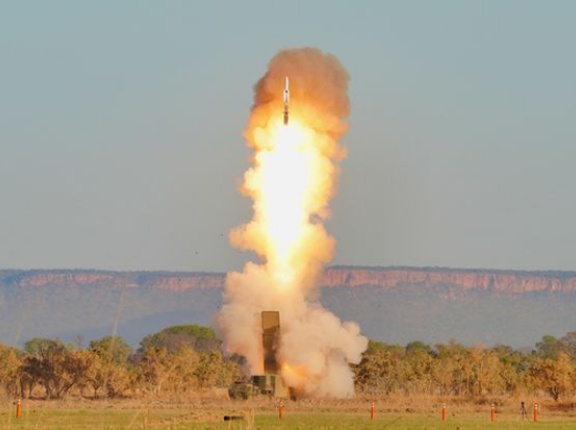 「習近平見てる？」日本から撃てば中国打撃…米軍の新兵器公開＝韓国の反応