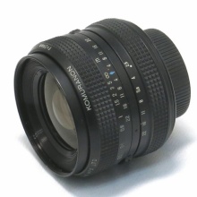 三協光機 KOMURANON 24mm F2.5 （M42マウント） : オールドレンズの