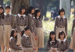 【乃木坂46】4期生の画像に見慣れないコがおるんやけど・・・