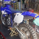 ★ＷＲ２５０Ｆリアショックメンテ①