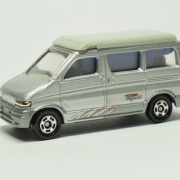 絶版トミカ紹介 No 23 マツダ ボンゴフレンディ トミカ研究隊