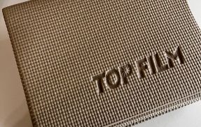 省スペースで便利！折りたためるヨガマット