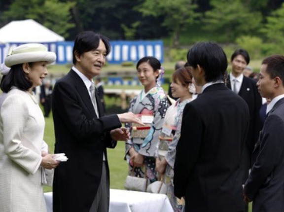 NMR他海外メディアによる春の園遊会の報道