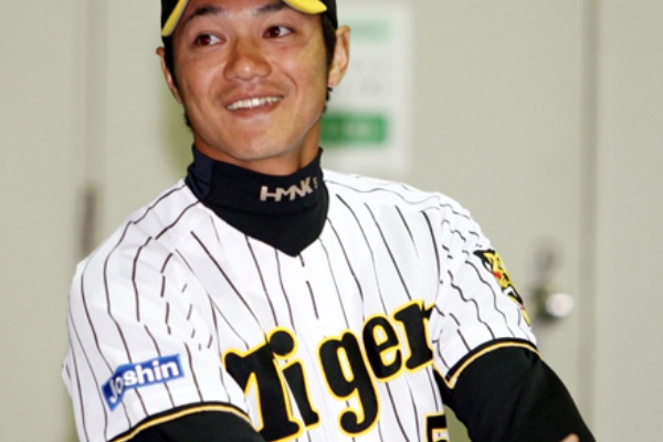 阪神タイガース　浜中おさむ　ビジターユニフォーム　Mサイズ　未使用 2025年最新】濱中 ユニフォームの人気アイテム - メルカリ