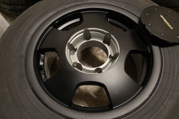 アルミホイールをアサヒペンで黒くdiy塗装する 手塗り とこよしのbassとなんか