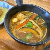 ニセコの素材を存分に！　スパイスにこだわり抜いた、スープカレーの店〜ニセコヒラフ　カリー小屋〜