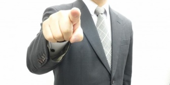 喧嘩してから俺を無視してきてウザイ。養ってんだし嫁が旦那の言う事きくのは普通だろ。