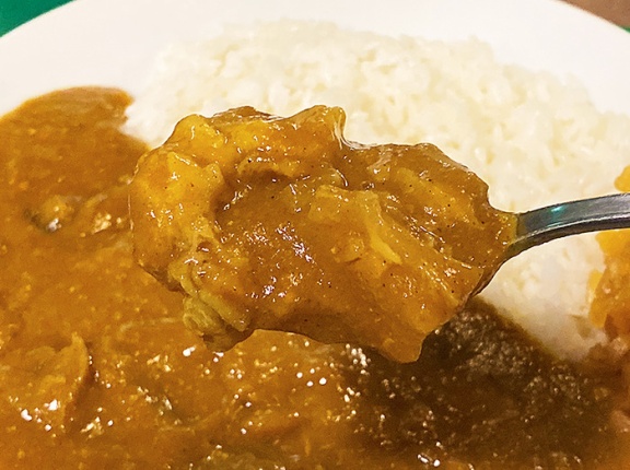 煮込みトロトロ牛すじカレーがどこにも売っていないんだよ！「ラッキーピエロ」
