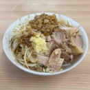 豚のコクと旨みがガッツと効いた二郎系ラーメン