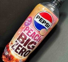 2773杯目 コーラの海に舞う、桃フレーバー【90点くま】