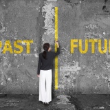 「過去視」か「未来視」どっちを選ぶ？