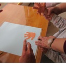 秩父こども園　つどいの広場はっぴー　手がたをとろう