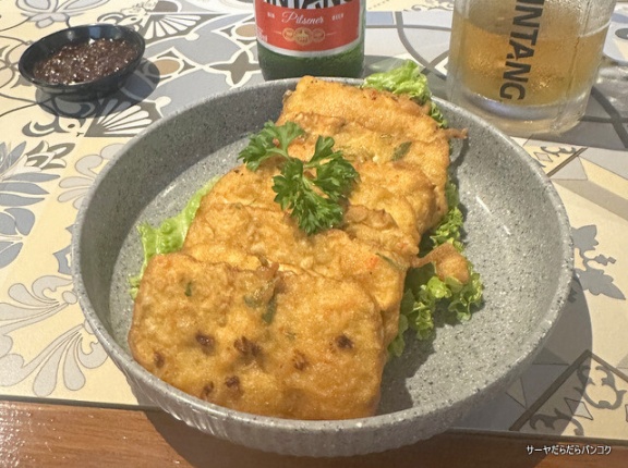 【メダン】1911年の郵便局で乾杯！「Kakakiki Chill House」のノスタルジックな夜