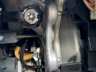 クラウンのステアリング交換