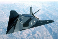 1942年　アメリカは日本軍と間違えUFOを攻撃した　これは事実である　そしてナチスドイツがUFOを開発