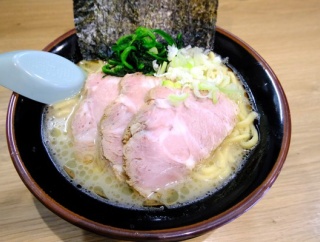 横浜らーめん　玉学家　〜　チャーシュー塩