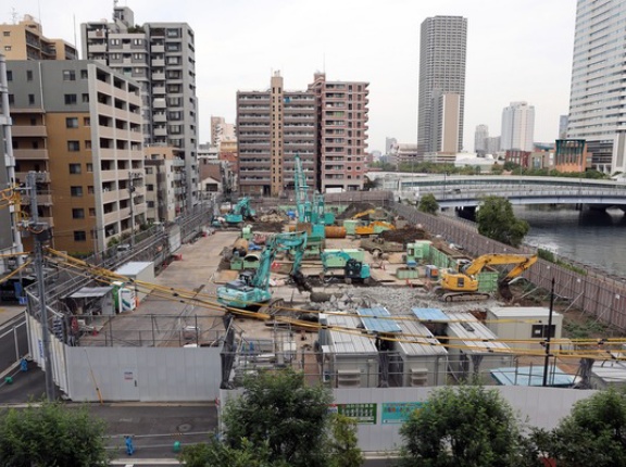 地上29階「パークタワー勝どきノース！？」既存建物解体状況！2026年4月上旬着工予定の板状タワマン（2025.10.12）