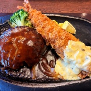 赤穂　ハンバーグ＆ジャンボ海老フライ♪《トマト＆オニオン》