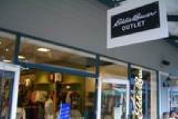 佐野プレミアムアウトレット超々最新情報 ｂｙ佐野プレミアムアウトレット探偵団姫野理沙 質流れ情報付き 佐野アウトレットのファッション エディーバウアー Eddie Bauer